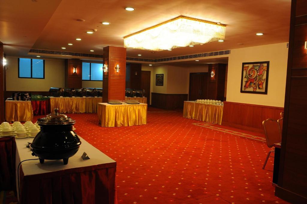 The Grand Solitaire Hyderabad Exterior photo